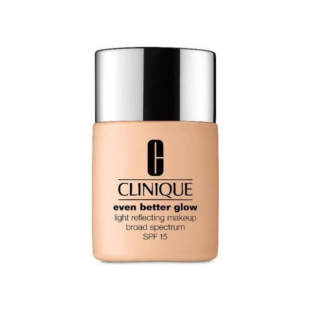 Clinique Even Better Glow Light Reflecting Makeup SPF15 CN52 - Neutral 30ml Foundation